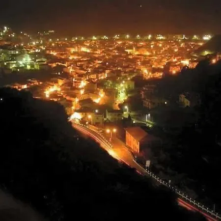 فندق مبيت وإفطار Linu Ruiu